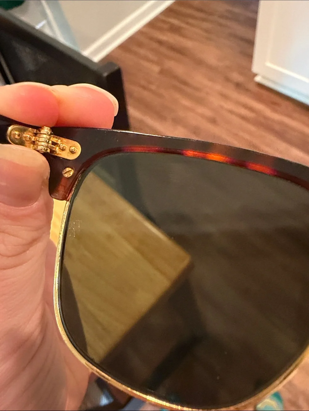 CLUBMASTER CLASSIC Ray-Ban Tortoiseshell Frame Sunglasses